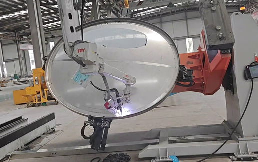 封頭焊接機器人工作站